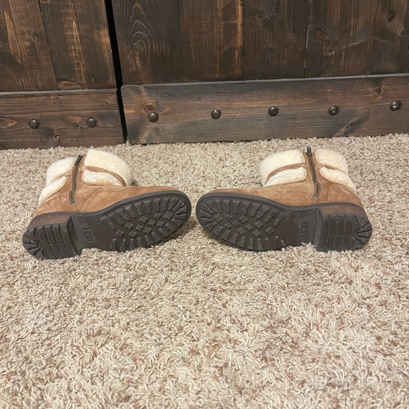 Ugg Booties - 8.5 - Picture 5 of 7